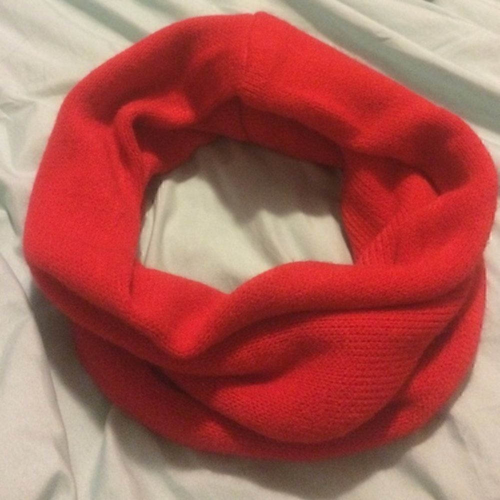 𝅺INFINITY red scarf